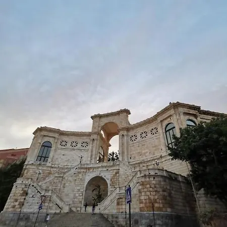 Casa Zona Villanova Cagliari